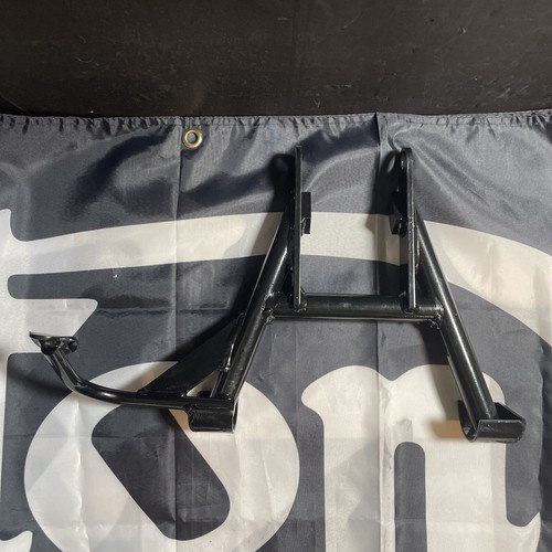 Norton commando 750 - 850, center